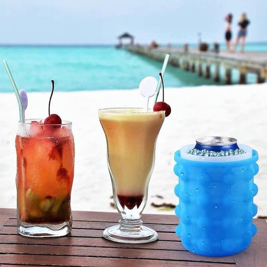 Ice Cube Maker